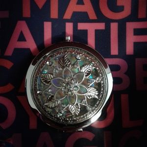 Avon Custom made Valentine's Day Makeup Pouch Bund